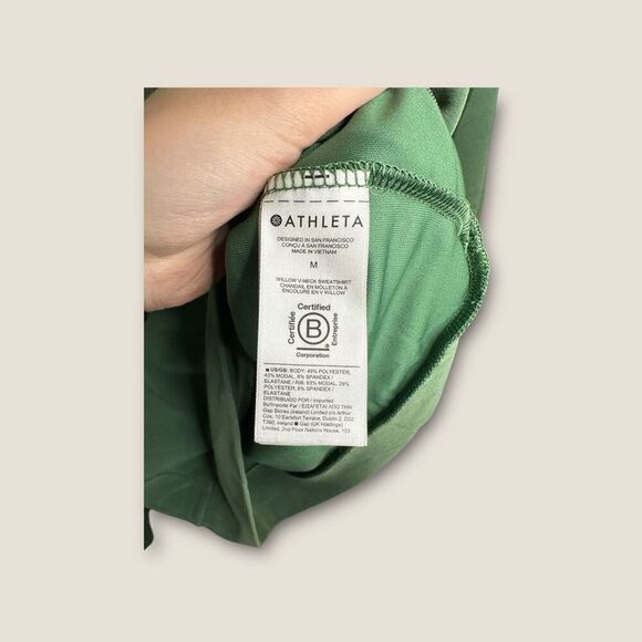 Athleta Willow V Neck Sweater in Green Size Medium - Picture 6 of 7